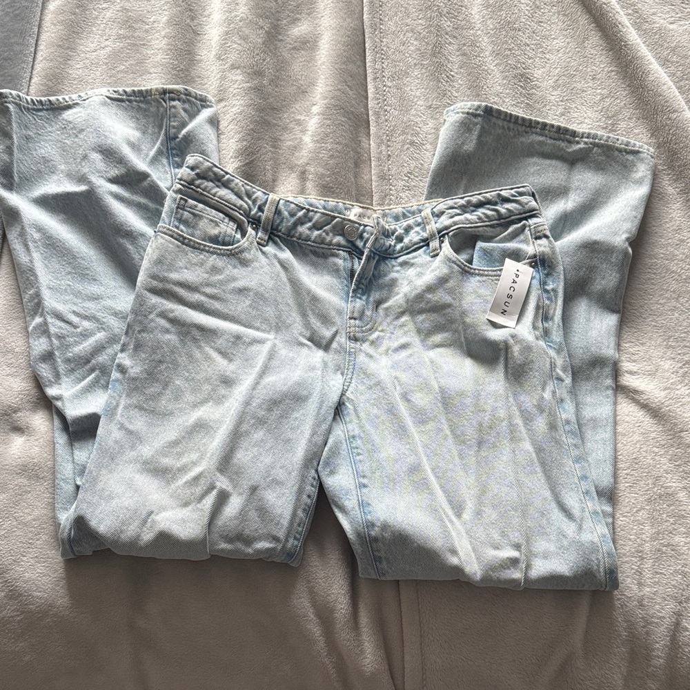 NWT PacSun Low rise Girlfriend Jeans